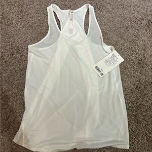 Lululemon Essential Tank Pleated White NWT Size 6 Women's White Tank Top